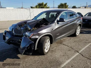 2016 BMW X4 xDrive28i with VIN 5UXXW3C53G0R21448, listed as a Copart auction lot 68069812 with 44,358 mi miles. Bid and sale history available at carsss.com. Image 1.