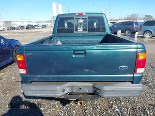 1998 Ford Ranger XL with VIN 1FTZR15U6WTA72360, listed as a IAAI auction lot 41233133 with 199,442 mi miles. Bid and sale history available at carsss.com. Image 16.