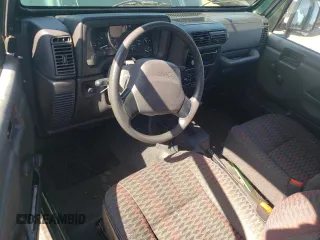 2000 Jeep Wrangler SE with VIN 1J4FA29P3YP751755, listed as a Copart auction lot 55366675 with 114,493 mi miles and Clean title. Bid and sale history available at DreamBid. Image 8.