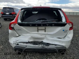 2015 Volvo V60 z VIN YV1902SS6F1228244, wystawiony jako Copart lot #43789925 z przebiegiem 69 835 mil mil oraz Szkoda całkowita • Salvage title. Historia ofert i sprzedaży dostępna na DreamBid. Obrazek 6.