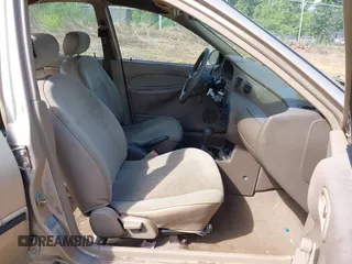 1998 Ford Escort LX z VIN 1FAFP10P3WW234833, wystawiony jako IAAI lot #42316400 z przebiegiem 79 470 mil mil oraz . Historia ofert i sprzedaży dostępna na DreamBid. Obrazek 5.