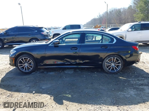 2020 BMW 3 Series 330i xDrive with VIN 3MW5R7J05L8B35758, listed as a IAAI auction lot 41680239 with 1 mi miles. Bid and sale history available at carsss.com. Image 13.