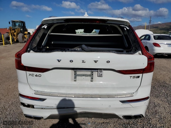 2020 Volvo XC60 Inscription with VIN YV4102RL8L1609328, listed as a Copart auction lot 83498024 with 75,473 mi miles and Clean Title. Bid and sale history available at carsss.com. Image 6.