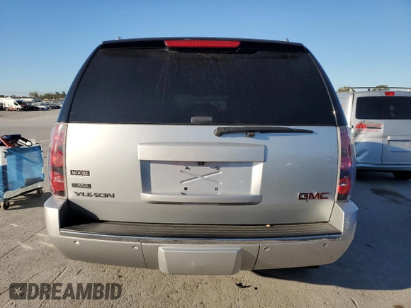2012 GMC Yukon Denali with VIN 1GKS2EEF2CR301497, listed as a Copart auction lot 75238214 with 155,780 mi miles and Clean Title. Bid and sale history available at carsss.com. Image 6.