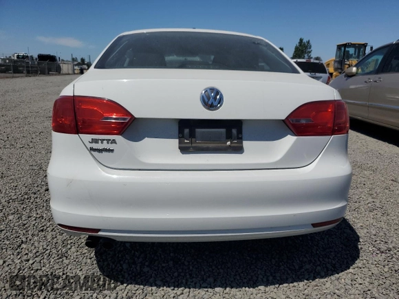 2014 Volkswagen Jetta S with VIN 3VW2K7AJ2EM303673, listed as a Copart auction lot 62909235 with 69,592 mi miles and Salvage title. Bid and sale history available at DreamBid. Image 6.