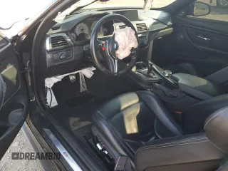 2018 BMW M4 with VIN WBS4Y9C5XJAA92487, listed as a Copart auction lot 68192164 with Not Provided miles and Salvage Title. Bid and sale history available at carsss.com. Image 8.