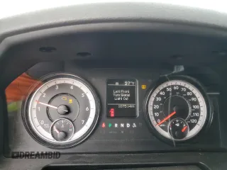 2020 Ram 1500 Tradesman z VIN 3C6JR7DT1LG260552, wystawiony jako Copart lot #49009535 z przebiegiem 107 514 mil mil oraz Szkoda całkowita • Salvage title. Historia ofert i sprzedaży dostępna na DreamBid. Obrazek 9.