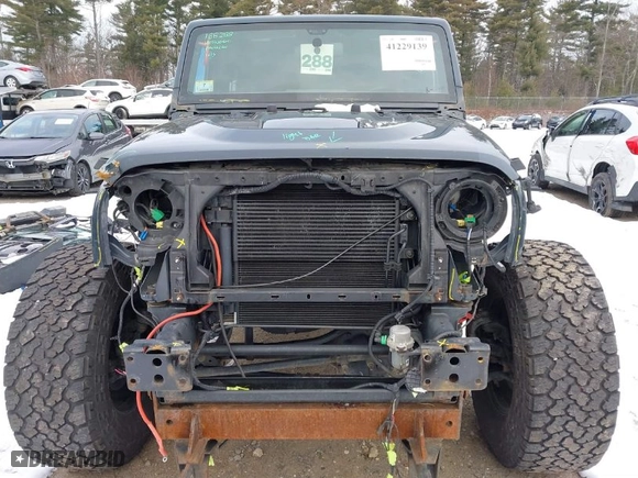 2018 Jeep Wrangler JK Sport with VIN 1C4AJWAG2JL830236, listed as a IAAI auction lot 41229139 with 81,315 mi miles. Bid and sale history available at carsss.com. Image 13.