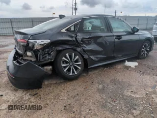 2023 Honda Civic EX z VIN 2HGFE1F73PH309295, wystawiony jako Copart lot #55631255 z przebiegiem 23 567 mil mil oraz Szkoda całkowita • Salvage title. Historia ofert i sprzedaży dostępna na DreamBid. Obrazek 3.