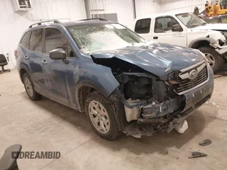 2021 Subaru Forester with VIN JF2SKADC7MH549989, listed as a IAAI auction lot 41553388 with 89,603 mi miles. Bid and sale history available at carsss.com. Image 1.