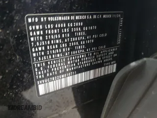 2025 Volkswagen Taos SE z VIN 3VVUC7B22SM010711, wystawiony jako Copart lot #55577455 z przebiegiem 3019 mil mil oraz Tytuł czysty. Historia ofert i sprzedaży dostępna na DreamBid. Obrazek 12.