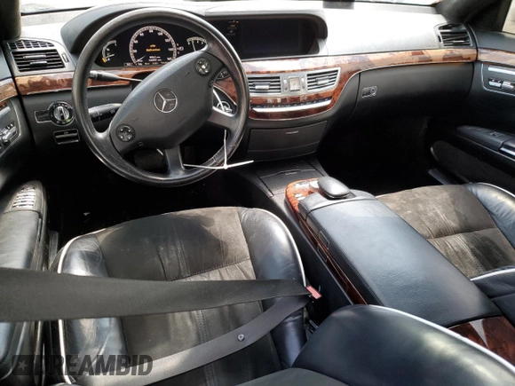 2007 Mercedes-Benz S 550 with VIN WDDNG71X87A075285, listed as a Copart auction lot 55173695 with 166,032 mi miles and Clean Title. Bid and sale history available at DreamBid. Image 8.