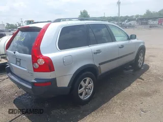 2004 Volvo XC90 z VIN YV1CM59HX41071336, wystawiony jako IAAI lot #42424564 z przebiegiem 103 673 mil mil oraz . Historia ofert i sprzedaży dostępna na DreamBid. Obrazek 4.