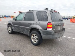2005 Ford Escape XLT with VIN 1FMYU03145KD73027, listed as a IAAI auction lot 41932192 with Not Provided miles and . Bid and sale history available at DreamBid. Image 3.
