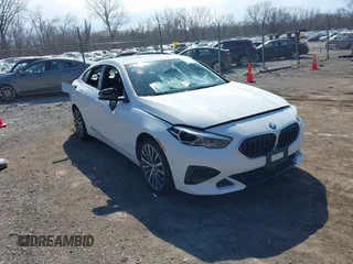 2022 BMW 2 Series 228i xDrive z VIN WBA73AK0XN7K34800, wystawiony jako IAAI lot #41915043 z przebiegiem 50 348 mil mil oraz . Historia ofert i sprzedaży dostępna na DreamBid. Obrazek 1.