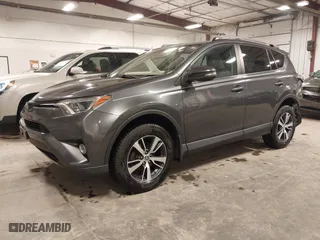2018 Toyota RAV4 XLE with VIN 2T3RFREV4JW835563, listed as a IAAI auction lot 41431755 with 106,983 mi miles. Bid and sale history available at carsss.com. Image 18.