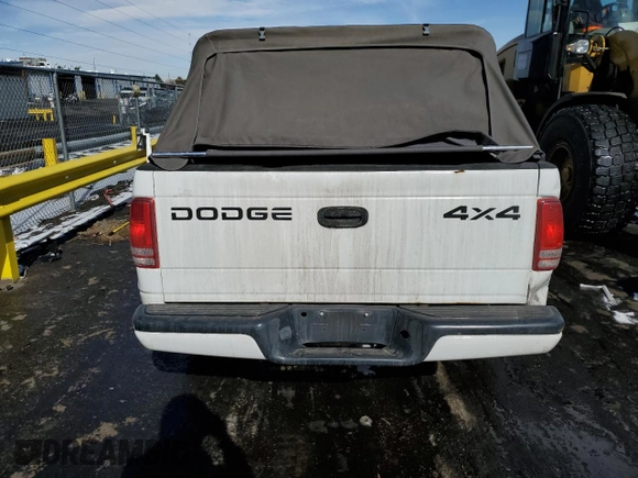 2002 Dodge Dakota Sport with VIN 1B7HG38NX2S637243, listed as a Copart auction lot 45389675 with 173,333 mi miles and Salvage Title. Bid and sale history available at carsss.com. Image 6.
