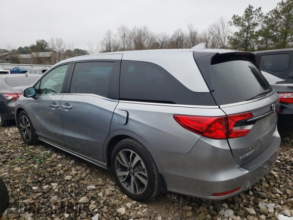 2024 Honda Odyssey Touring with VIN 5FNRL6H87RB008073, listed as a Copart auction lot 89126895 with 127,003 mi miles and Non Repairable. Bid and sale history available at carsss.com. Image 2.