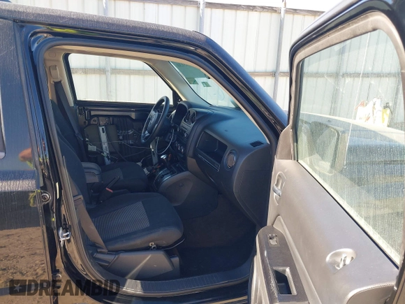 2014 Jeep Patriot Altitude with VIN 1C4NJPBA7ED534498, listed as a IAAI auction lot 40634890 with 115,330 mi miles and . Bid and sale history available at DreamBid. Image 5.