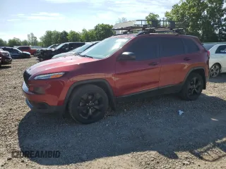 2017 Jeep Cherokee Sport z VIN 1C4PJLAB4HW535371, wystawiony jako Copart lot #62265295 z przebiegiem 209 961 mil mil oraz Szkoda całkowita • Salvage title. Historia ofert i sprzedaży dostępna na DreamBid. Obrazek 1.