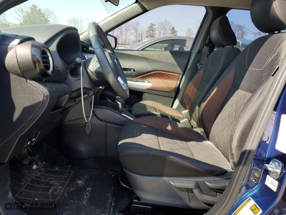2018 Nissan Kicks SR with VIN 3N1CP5CU5JL533120, listed as a Copart auction lot 44188165 with 56,996 mi miles and Salvage Title. Bid and sale history available at carsss.com. Image 7.