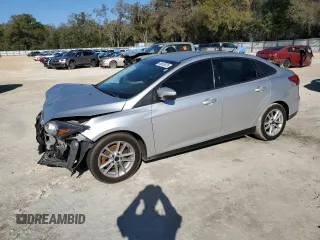 2017 Ford Focus SE with VIN 1FADP3F29HL327312, listed as a Copart auction lot 48533925 with 199,047 mi miles and Salvage Title. Bid and sale history available at carsss.com. Image 1.