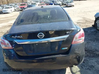 2013 Nissan Altima 2.5 SV with VIN 1N4AL3AP8DN532295, listed as a IAAI auction lot 41377631 with 274,464 mi miles. Bid and sale history available at carsss.com. Image 17.