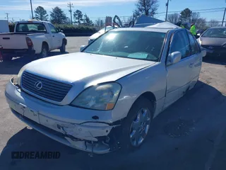 2001 Lexus LS 430 z VIN JTHBN30F110039051, wystawiony jako IAAI lot #41598015 z przebiegiem Nie podano mil oraz . Historia ofert i sprzedaży dostępna na DreamBid. Obrazek 2.
