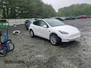 2024 Tesla Model Y Long Range с VIN 7SAYGDEE3RA283311, выставлен на аукционе Copart как лот 56925505 с пробегом Не указан миль и Списание • Salvage title. История ставок и продаж доступна на DreamBid. Изображение 13.