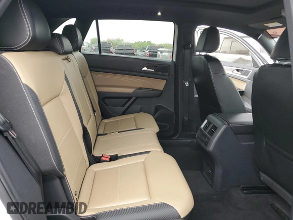 2022 Volkswagen Atlas SE with VIN 1V2KC2CAXNC204602, listed as a Copart auction lot 47306435 with 52,641 mi miles and Salvage title. Bid and sale history available at DreamBid. Image 11.