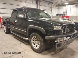 2003 Chevrolet Silverado 1500 with VIN 2GCEK19V231238686, listed as a IAAI auction lot 42107363 with 326,361 mi miles and . Bid and sale history available at DreamBid. Image 1.
