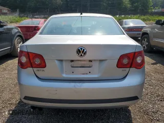 2007 Volkswagen Jetta Wolfsburg Edition z VIN 3VWEF71K07M168433, wystawiony jako Copart lot #60796705 z przebiegiem Nie podano mil oraz Szkoda całkowita • Salvage title. Historia ofert i sprzedaży dostępna na DreamBid. Obrazek 6.