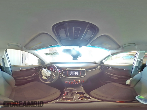 2019 Kia Sorento LX z VIN 5XYPG4A54KG480732, wystawiony jako Copart lot #87833135 z przebiegiem 102 219 mil mil oraz Szkody całkowita. Historia ofert i sprzedaży dostępna na DreamBid. Obrazek 13.