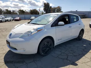 2015 Nissan LEAF SV with VIN 1N4AZ0CPXFC302718, listed as a Copart auction lot 49556405 with 77,859 mi miles and Salvage Title. Bid and sale history available at carsss.com. Image 1.