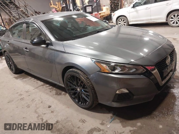 2019 Nissan Altima 2.5 SR with VIN 1N4BL4CV3KC139741, listed as a IAAI auction lot 41099549 with 85,373 mi miles. Bid and sale history available at carsss.com. Image 1.
