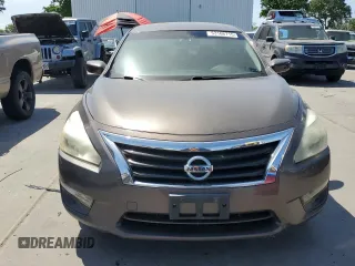 2013 Nissan Altima S with VIN 1N4AL3AP4DN519849, listed as a Copart auction lot 53166715 with 210,407 mi miles and Salvage Title. Bid and sale history available at DreamBid. Image 5.