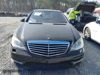 2012 Mercedes-Benz S-Class S 550 with VIN WDDNG7DB2CA465597, listed as a IAAI auction lot 41693984 with 164,765 mi miles. Bid and sale history available at carsss.com. Image 12.