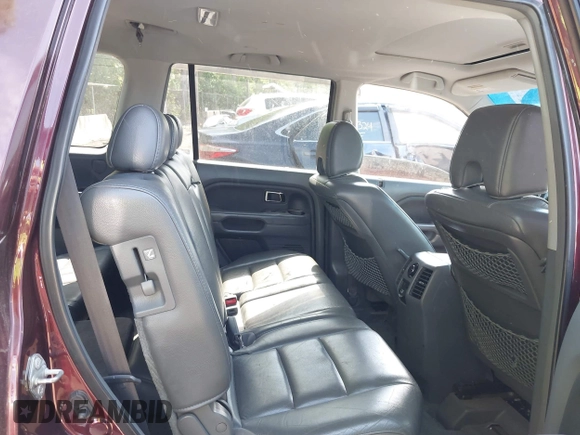 2007 Honda Pilot EX-L z VIN 2HKYF18547H532095, wystawiony jako IAAI lot #42172914 z przebiegiem 275 674 mil mil oraz . Historia ofert i sprzedaży dostępna na DreamBid. Obrazek 8.