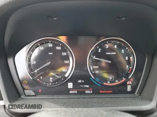 2019 BMW X1 xDrive28i z VIN WBXHT3C56K5L89903, wystawiony jako Copart lot #53606545 z przebiegiem 46 978 mil mil oraz Szkoda całkowita • Salvage title. Historia ofert i sprzedaży dostępna na DreamBid. Obrazek 9.