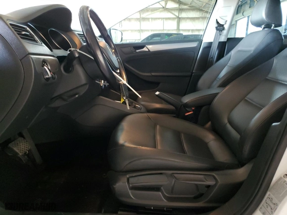 2018 Volkswagen Jetta 1.4T SE with VIN 3VWDB7AJ1JM217709, listed as a Copart auction lot 50658165 with 84,972 mi miles and Salvage Title. Bid and sale history available at carsss.com. Image 7.