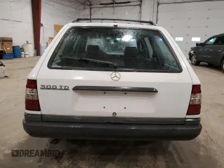 1987 Mercedes-Benz 300 with VIN WDBEB93D9HF036375, listed as a Copart auction lot 85326994 with 175,986 mi miles and Salvage Title. Bid and sale history available at DreamBid. Image 6.
