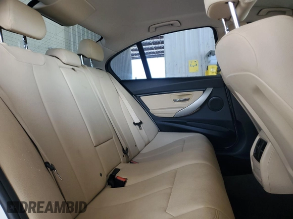 2018 BMW 3 Series 320i with VIN WBA8E1G5XJNU90685, listed as a Copart auction lot 50307935 with 84,613 mi miles and Salvage Title. Bid and sale history available at carsss.com. Image 10.