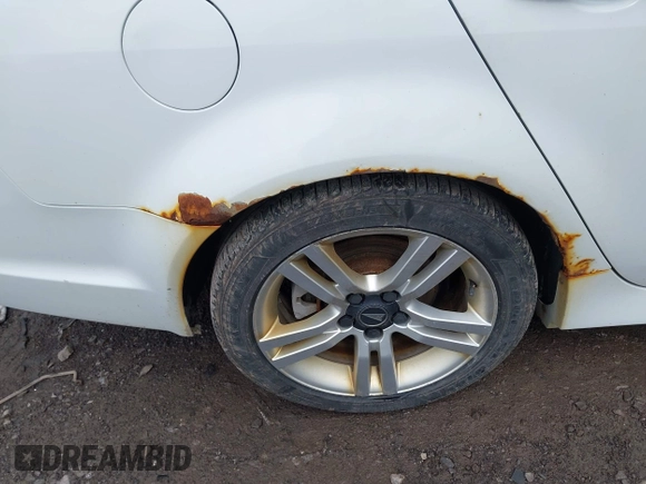 2008 Pontiac G8 z VIN 6G2ER57738L122199, wystawiony jako IAAI lot #42176140 z przebiegiem 183 558 mil mil oraz . Historia ofert i sprzedaży dostępna na DreamBid. Obrazek 6.