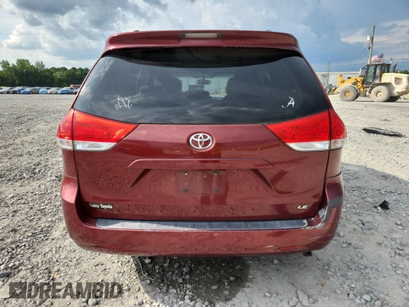 2013 Toyota Sienna LE AAS z VIN 5TDKK3DC6DS362510, wystawiony jako Copart lot #65827725 z przebiegiem 175 045 mil mil oraz Czysty tytuł • Clean title. Historia ofert i sprzedaży dostępna na DreamBid. Obrazek 6.