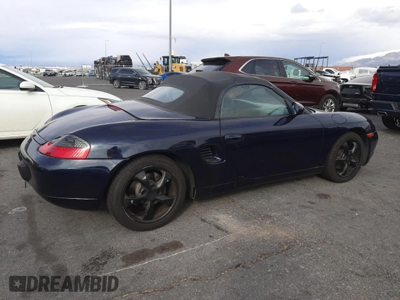 2000 Porsche Boxster z VIN WP0CA2981YU626756, wystawiony jako Copart lot #51706035 z przebiegiem 117 369 mil mil oraz Czysty tytuł • Clean title. Historia ofert i sprzedaży dostępna na DreamBid. Obrazek 3.