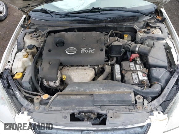 2002 Nissan Altima S with VIN 1N4AL11D72C138368, listed as a IAAI auction lot 41948552 with 242,060 mi miles. Bid and sale history available at carsss.com. Image 10.