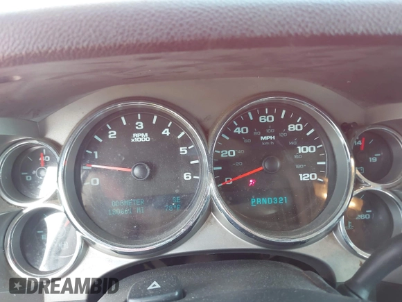 2009 Chevrolet Silverado 1500 LT with VIN 1GCEC29C09Z272241, listed as a IAAI auction lot 41978408 with 180,661 mi miles. Bid and sale history available at carsss.com. Image 7.