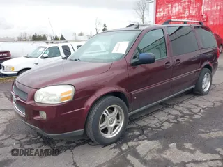2008 Chevrolet Uplander LT w/1LT with VIN 1GNDV33W08D188227, listed as a IAAI auction lot 41489557 with 163,725 mi miles. Bid and sale history available at carsss.com. Image 2.