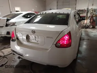 2006 Nissan Maxima 3.5 SL with VIN 1N4BA41E66C846489, listed as a IAAI auction lot 41609121 with 147,787 mi miles. Bid and sale history available at carsss.com. Image 15.