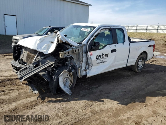 2016 Ford F-150 XLT with VIN 1FTEX1E82GFC00391, listed as a Copart auction lot 49885345 with 0 mi miles and Salvage Title. Bid and sale history available at carsss.com. Image 1.
